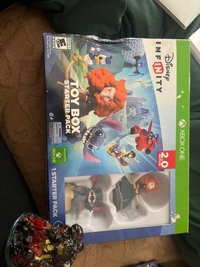 Disney infinity Toy Box Starter Pack for XBOX One NIB plus one extra figure